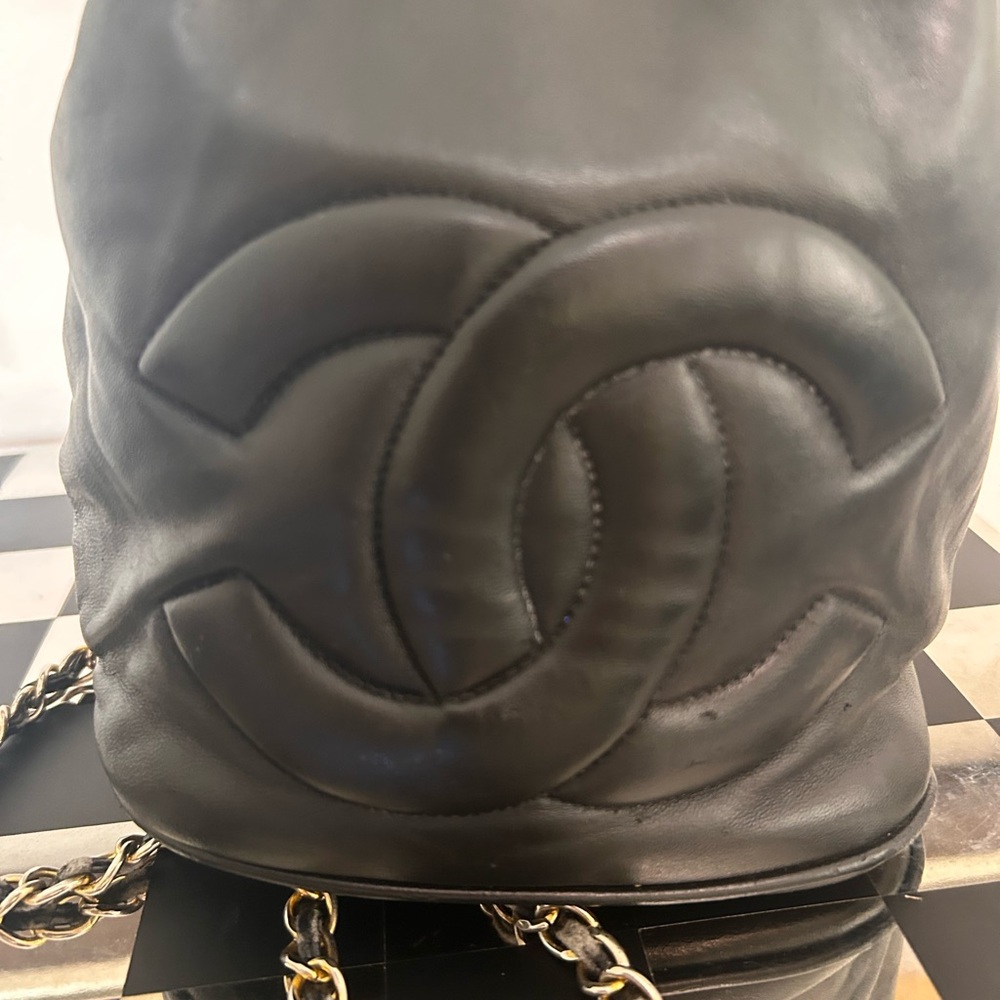 SOLD Chanel Black Leather BUCKET🔥 Bag Needs Leather Strap replacement - Picture 5 of 12